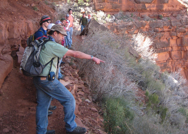 David Fastovsky with geoscience students at the Grand Canyon